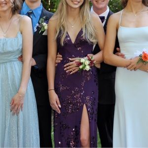 Beautiful purple Prom dress in perfect condition!! 💜💜